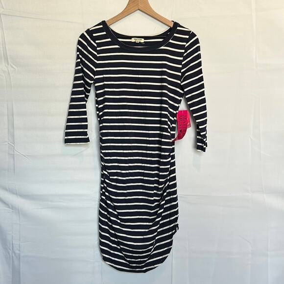 ❤️5/$25❤️ NWT Heart and Hips Maternity Dress - Picture 1 of 8